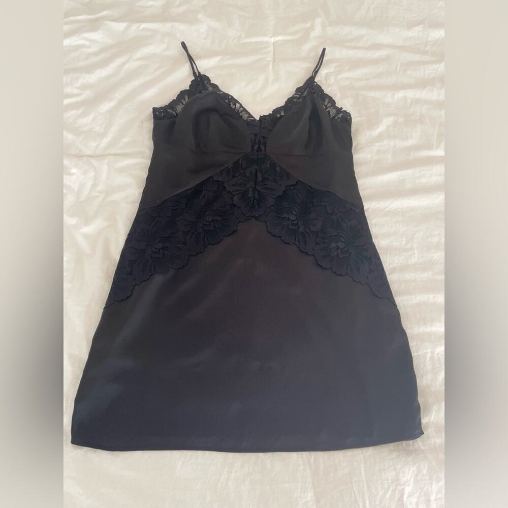 ✨GUESS✨ Lace Slip Mini Dress - Picture 8 of 12